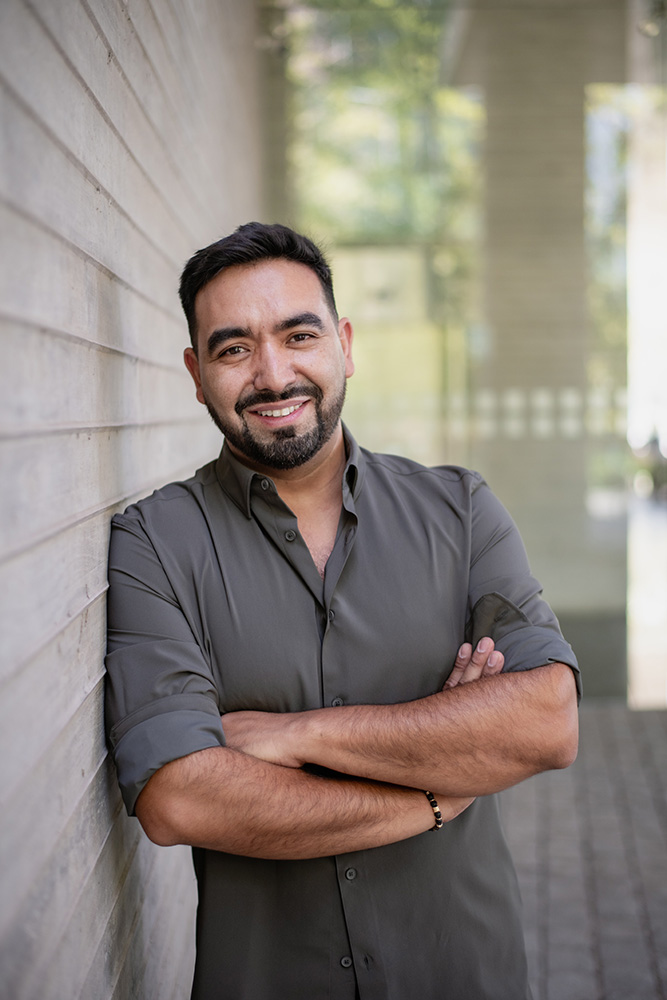 Retrato corporativo moderno para LinkedIn y CV profesional