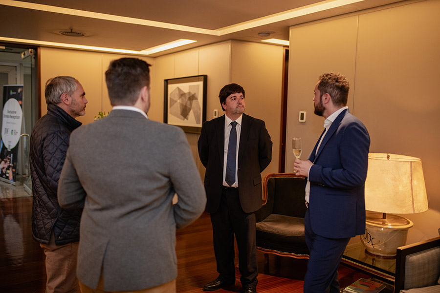 Evento corporativo privado de INVR en oficinas de Las Condes